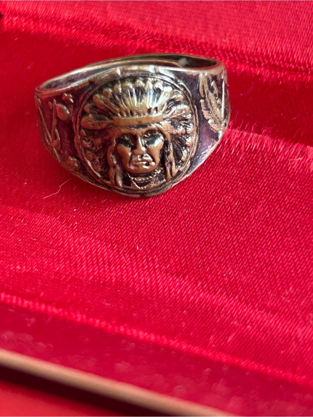 Source Unknown Gold Tone Native Chief Signet Ring